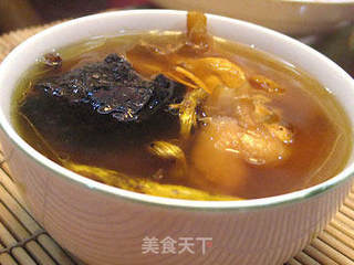 石斛灵芝炖鸡汤的做法步骤:4