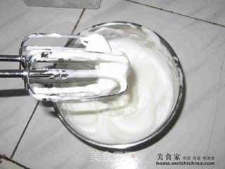 草莓蛋糕卷的做法步骤:5