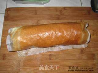 草莓蛋糕卷的做法步骤:12