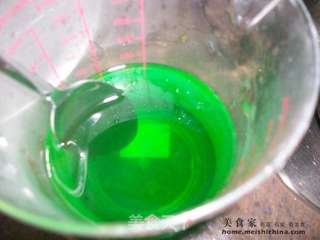 清凉系列~炎热天气解暑甜品@@梦幻冰凉果冻的做法步骤：7