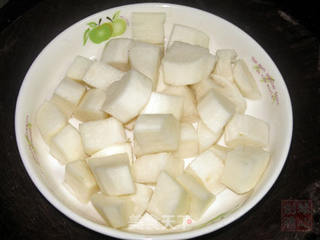 萝卜焖牛腩的做法步骤:2