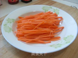 三色豆腐皮的做法步骤：1
