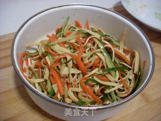 三色豆腐皮的做法步骤：7