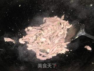 三丝炒米粉的做法步骤:7