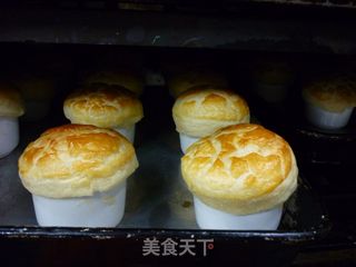 酥皮海鲜盅的做法步骤：5