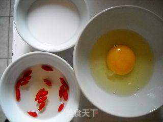 枸杞玉米蛋羹的做法步骤:2
