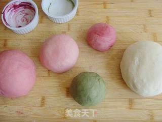 小猪豆沙包的做法步骤:6