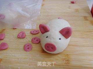 小猪豆沙包的做法步骤:12