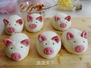 小猪豆沙包的做法步骤:13