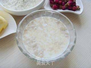 英式点心---玫瑰司康的做法步骤:2