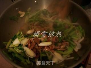 香芹炒肉(七)的做法步骤：9