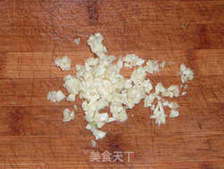 蒜蓉南瓜的做法步骤:2