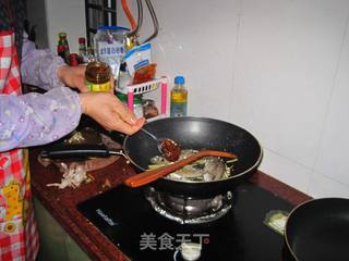 黄豆酱焖泥猛鱼的做法步骤:5