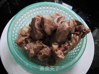 春天,那一款滋润又补钙的汤水---龙骨雪耳汤的做法步骤:5