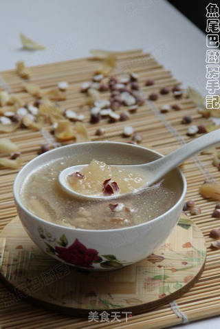 春天,那一款滋润又补钙的汤水---龙骨雪耳汤的做法步骤:8