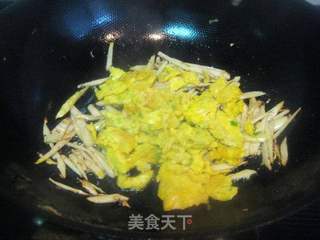 春笋炒鸡蛋的做法步骤:5