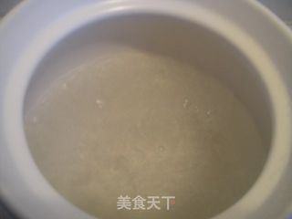 浓浓小米粥的做法步骤：2