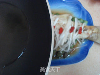 清蒸笋鲈鱼的做法步骤:8
