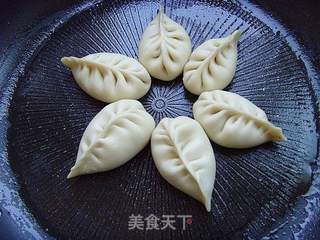冰花煎饺的做法步骤:11