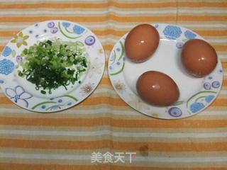 鸡蛋灌饼的做法步骤：2
