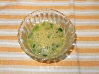 鸡蛋灌饼的做法步骤：3