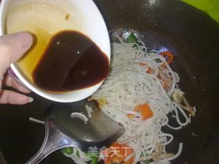 鱼香炒面  东北番茄酱版的做法步骤：9