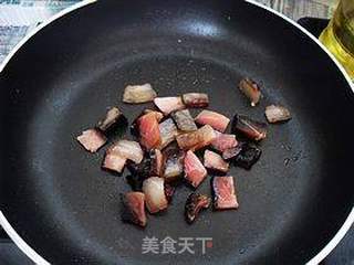 香炒馒头——剩馒头的春天的做法步骤：5