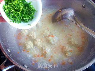 宝宝快乐成长餐--蔬菜肉丸粥的做法步骤:6