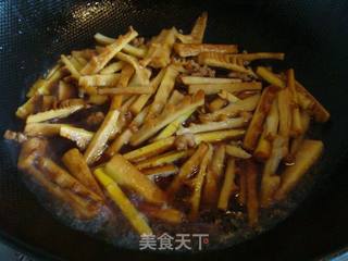 葱油焖春笋的做法步骤:8