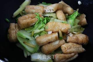 白菜焖油豆腐的做法步骤:8