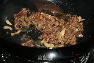 洋葱炒牛肉的做法步骤:6