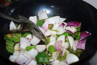 洋葱炒牛肉的做法步骤:8