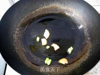 糖醋排骨的做法步骤：2