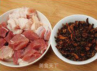 干菜焖肉的做法步骤:2