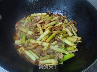 野山笋烧肉的做法步骤:7