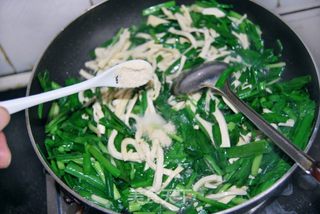 香干炒韭菜的做法步骤:8