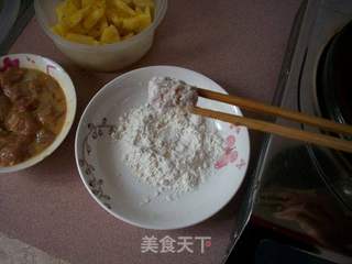 菠萝咕噜肉的做法步骤:5