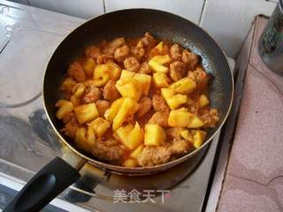 菠萝咕噜肉的做法步骤:10