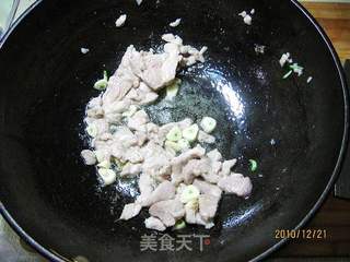肉焖平菇的做法步骤：4