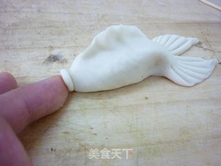 金鱼包的做法步骤：5