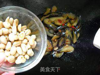 蒜蓉花生茄子的做法步骤:11