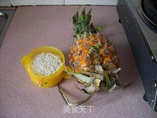 菠萝饭的做法步骤：1
