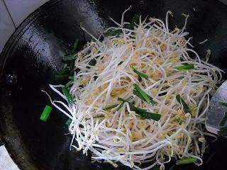 素炒绿豆芽的做法步骤:5