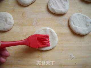 营养美味卷起来-香肠鸡蛋卷饼的做法步骤：7