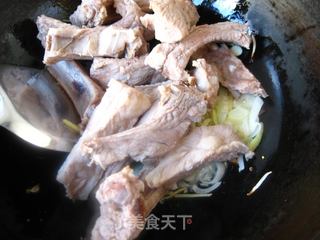 咸甜口味—无锡排骨的做法步骤：3