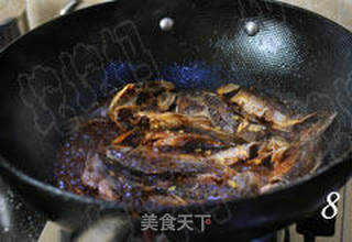给小朋友的春季补钙长个餐 糖醋薰小鲫鱼的做法步骤:8