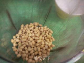 自制豆奶的做法步骤：1