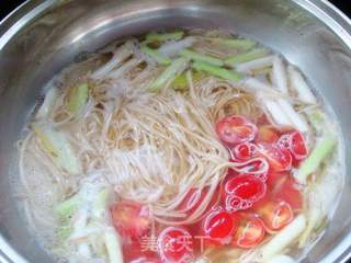 最给力的早餐--家常排骨面的做法步骤：6