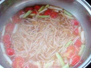 最给力的早餐--家常排骨面的做法步骤：8