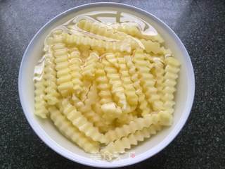 自制超级美味的【奶味薯条】的做法步骤:3